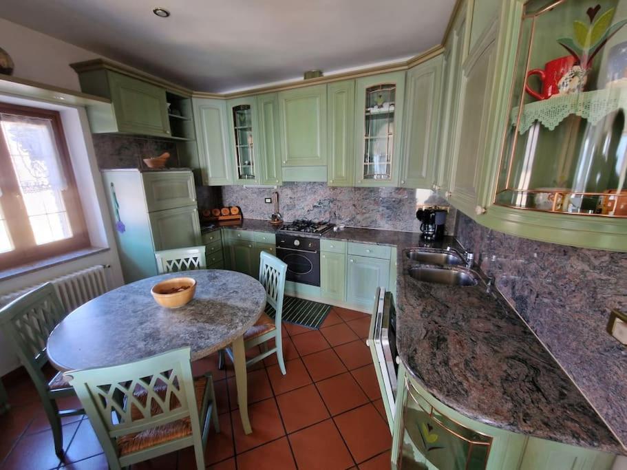 Casa Parido Apartment Livo  ภายนอก รูปภาพ